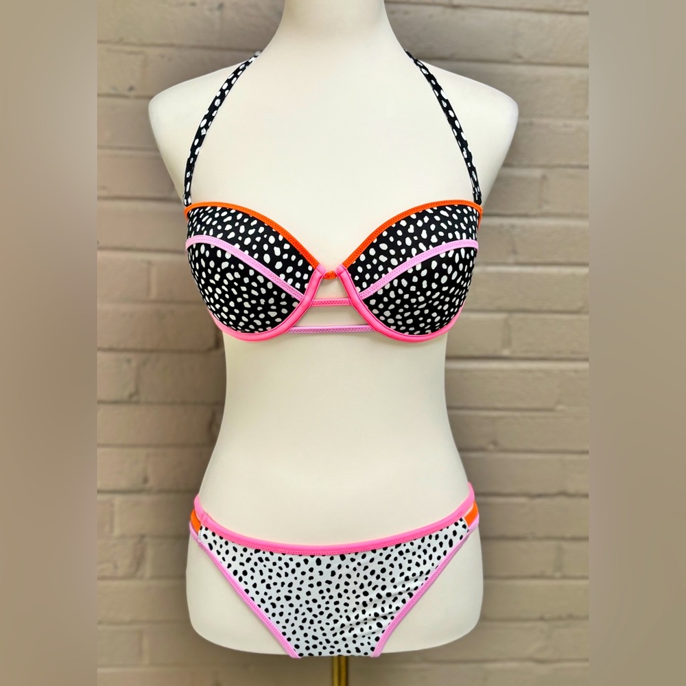 Victoria’s Secret print bikini 32DD & L bottom